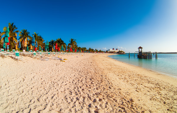 last-guests-off-castaway-cay-disney-cruise-line-M